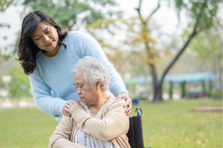 Physiotherapy for the care and elderly